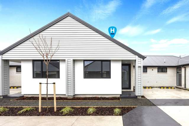Two Bedroom Home In Woolston!