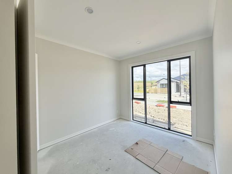 389 Te Taruna Drive Milldale_8