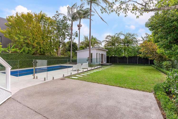 109 West End Road Westmere_30