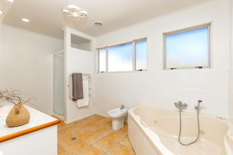 29 Elisha Drive Witherlea_15