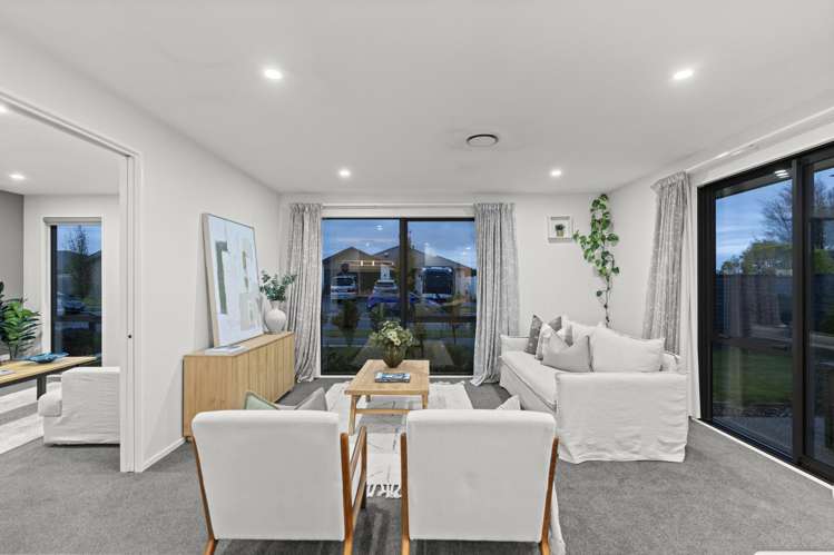 1 Agathis Crescent Wigram_12