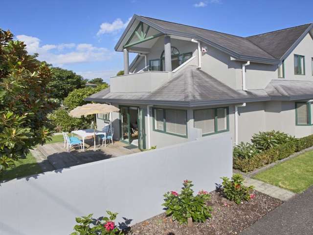 2/63 Hattaway Avenue Bucklands Beach_1