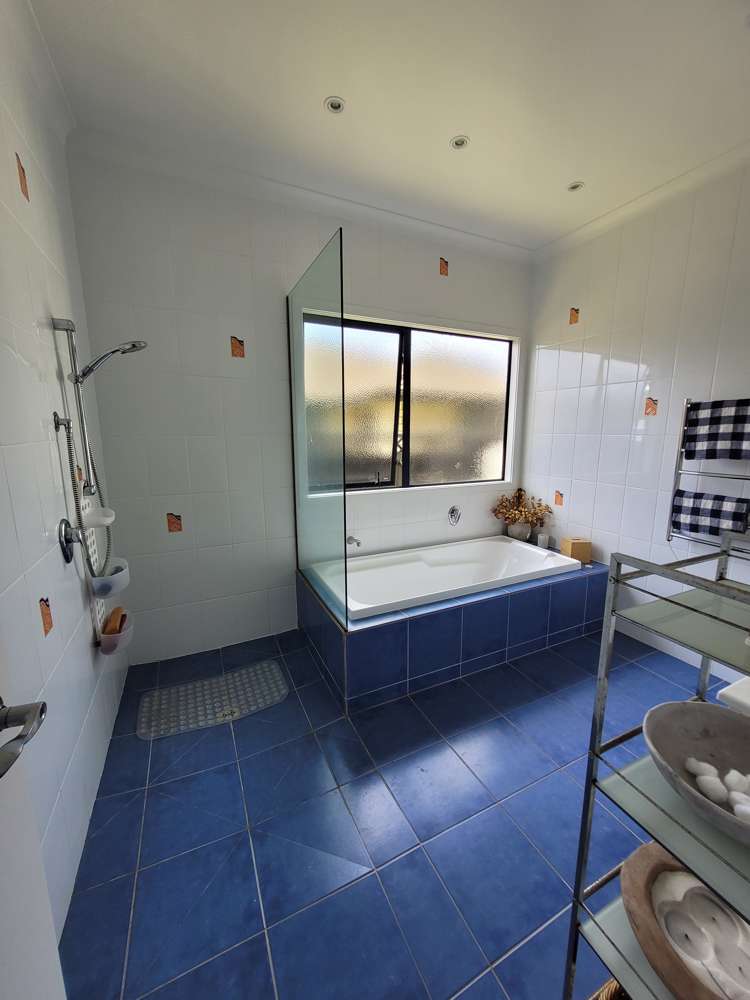 516 Linton Crescent Whangamata_17