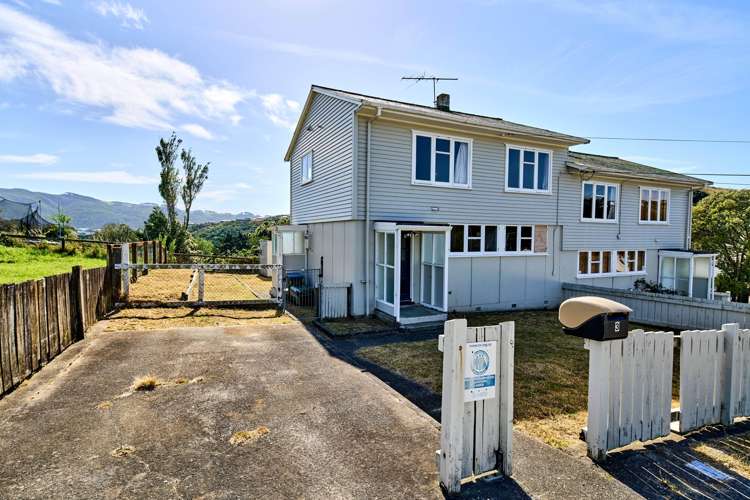 3 - 5 York Place Cannons Creek_12