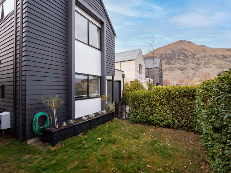 15/11 Onslow Road Dalefield/Wakatipu Basin_19