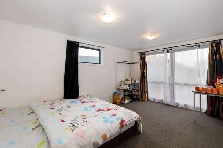 21 Newbourne Cresent Redwoodtown_8