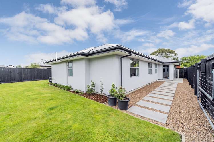 4 Monte Crescent Lincoln_24