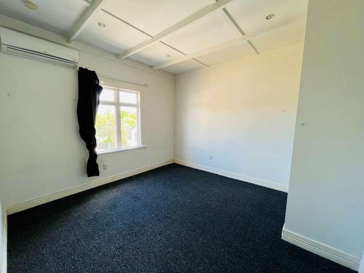 70 Woodward Road Mount Albert_7