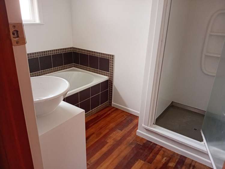 41 Jonathon Street Brookfield_8