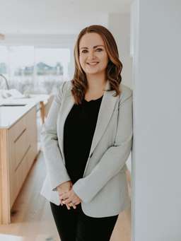 Helen Harvey