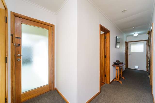32 Aberdeen Avenue Takaro_1