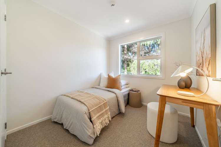 70d Heretaunga Square Silverstream_12