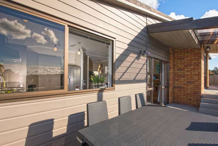 57 Hillcrest Road Otumoetai_9