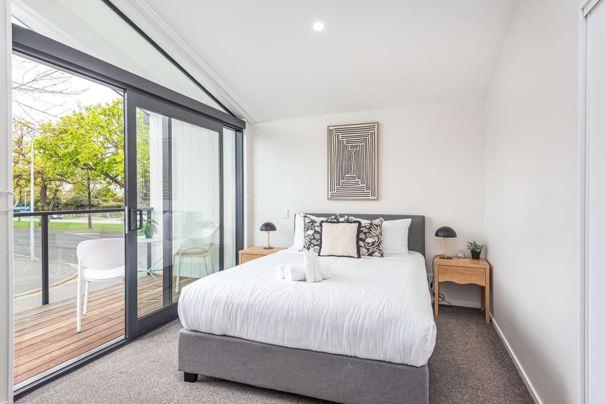 200 Chester Street East_5