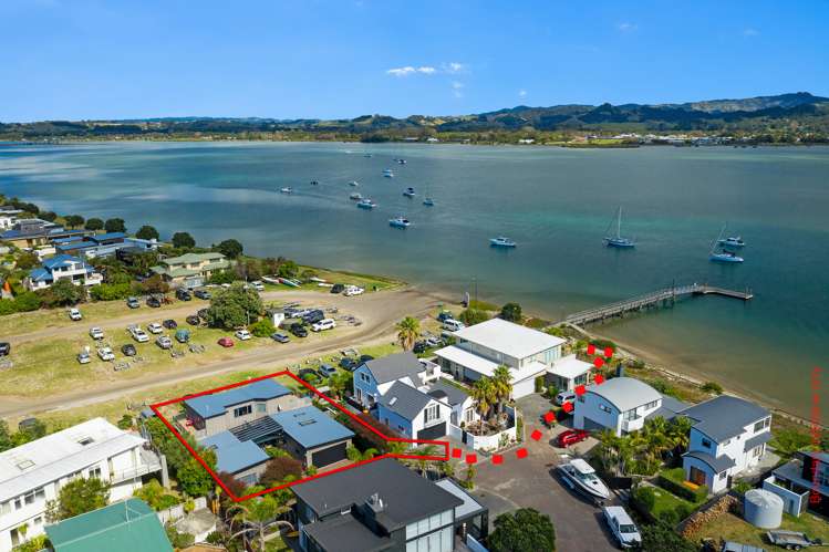 233 Omaha Drive Omaha_0