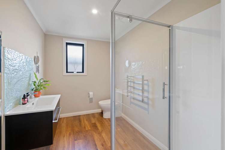 98 Hoffman Court Waikiwi_12