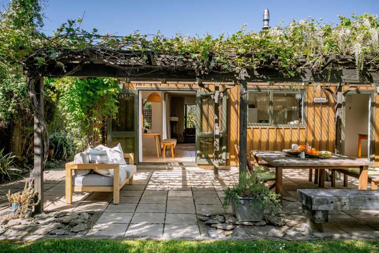 85 Lagoon Avenue Albert Town_22