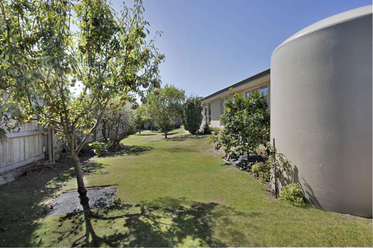 89 Cedar Drive Paraparaumu Beach_18