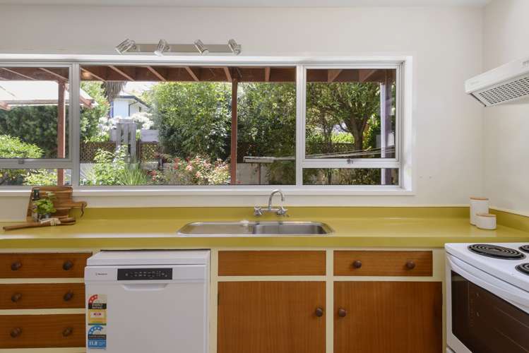 18 Bayview Place Cass Bay_12