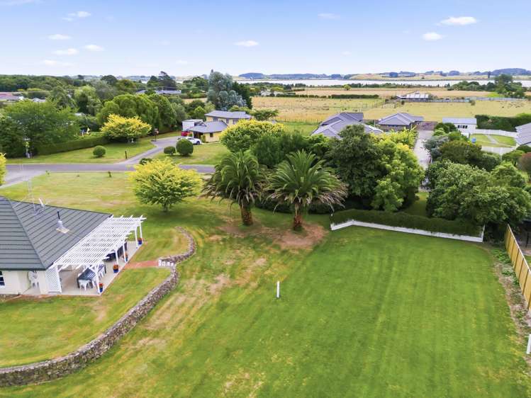 4 Lakewood Grove Levin_20