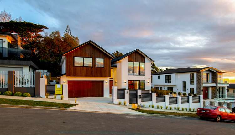 74 Armstrong Farm Drive East Tamaki Heights_21