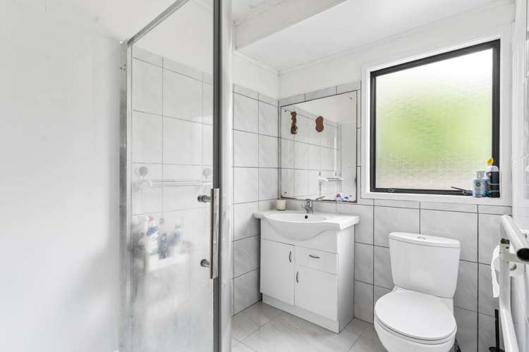 15 Landsdale Place Massey_22