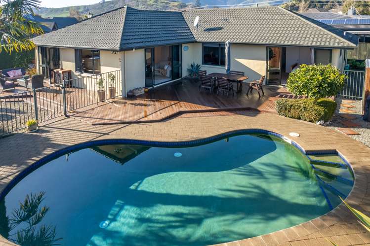 4 Gershwin Grove Stoke_3