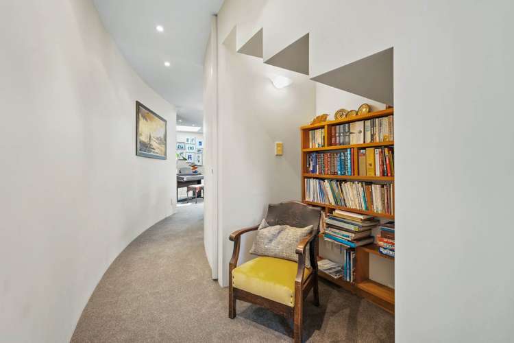 8b Queen Mary Avenue Epsom_18