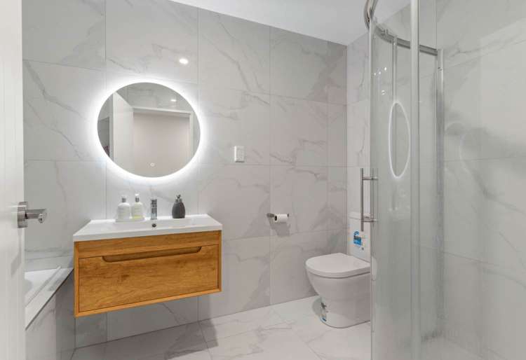 2/55 GREAT SOUTH ROAD Papakura_11