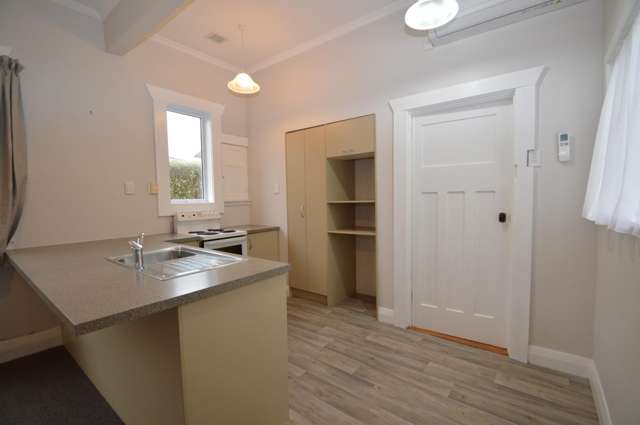 220 Lindisfarne Street 10549_2