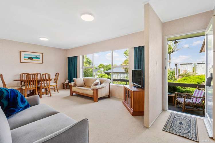 2/3 Fifeshire Street Belmont_7