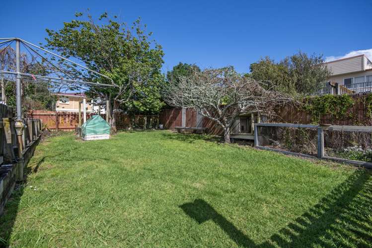 1 Whimp Avenue Onerahi_10