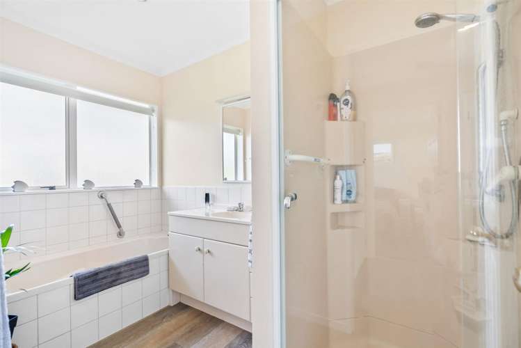 19 Ridgeway Drive Te Kamo_15