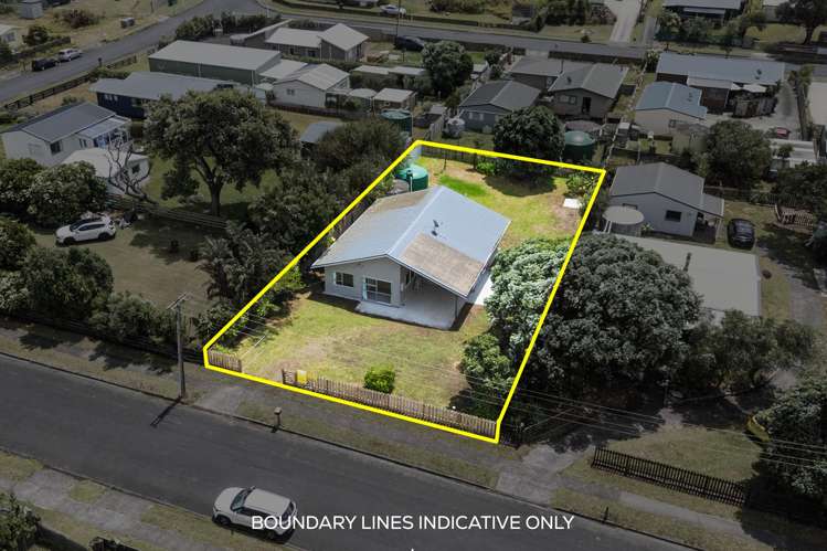1 Cordyline Road Port Waikato_30