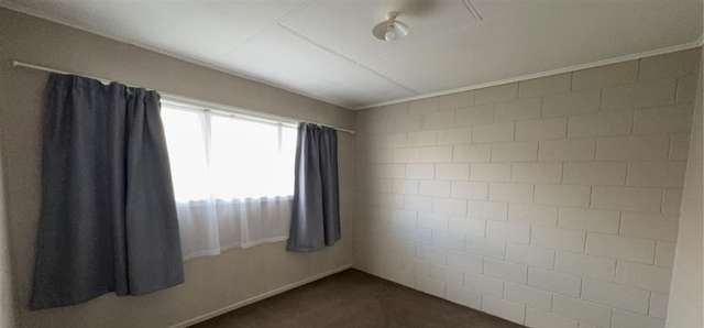 2/24 Seddon Street 1070_3