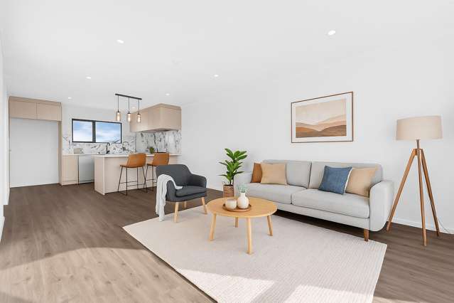 Freehold | 3 Bedrooms | Brand New !