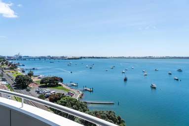 1003/72 Devonport Road_1