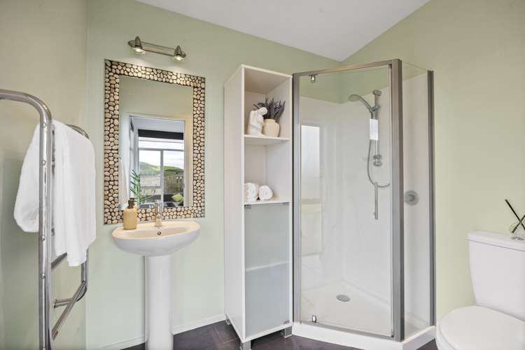 8A Hira Street Ohawe_40