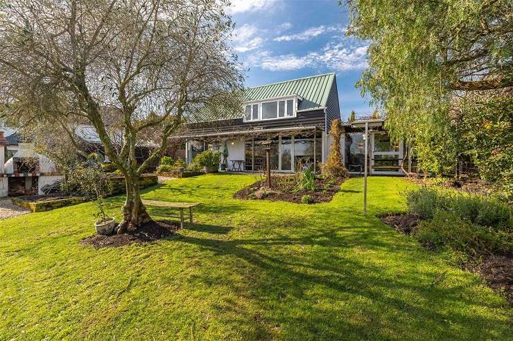 A large home on Penruddock Rise, in Westmorland, sold for <img.58m at auction this week. Photo / Supplied