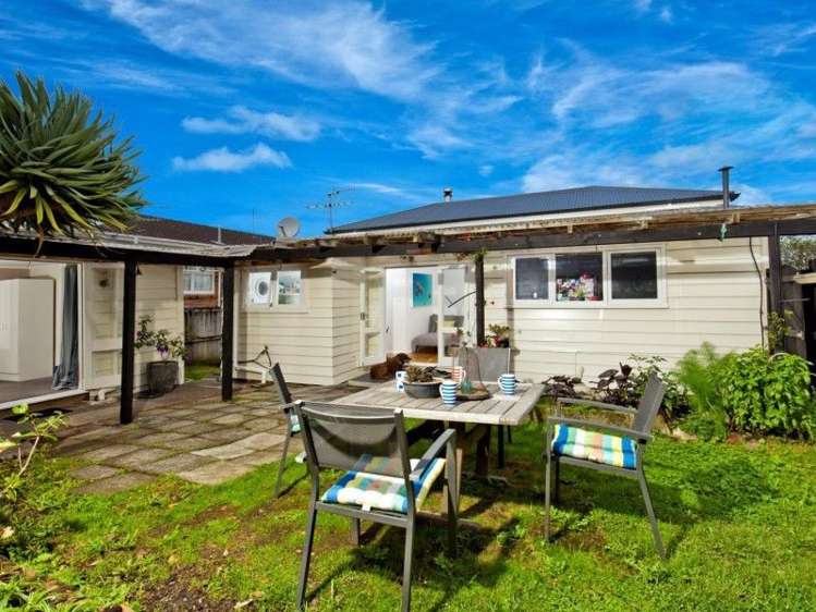 40a Old Lake Road Narrow Neck_9