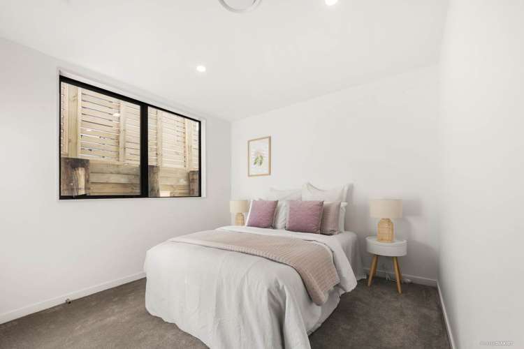 7 Kauri Gum Rise Swanson_16