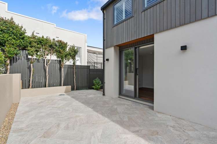 3B Rota Place 1761_10