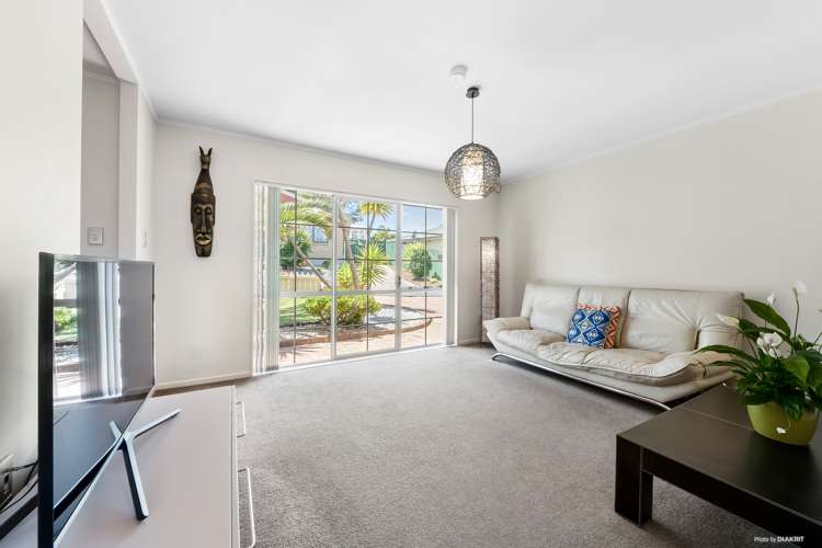 22 Lynwood Road New Lynn_6