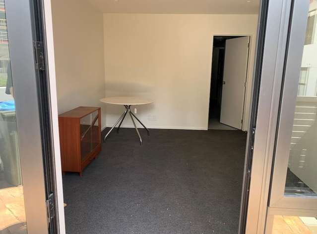 18/8 Dock Street Auckland Central_3