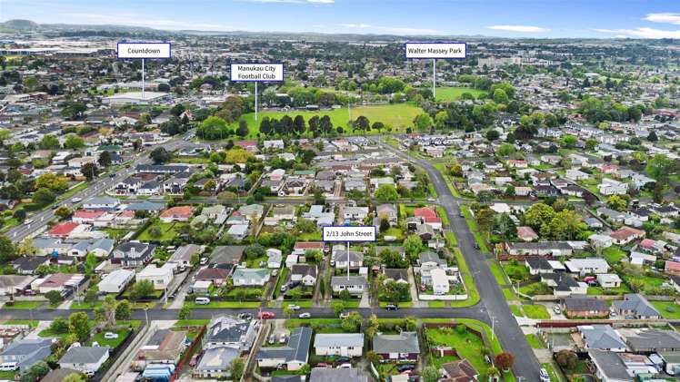 2/13 John Street Mangere East_16