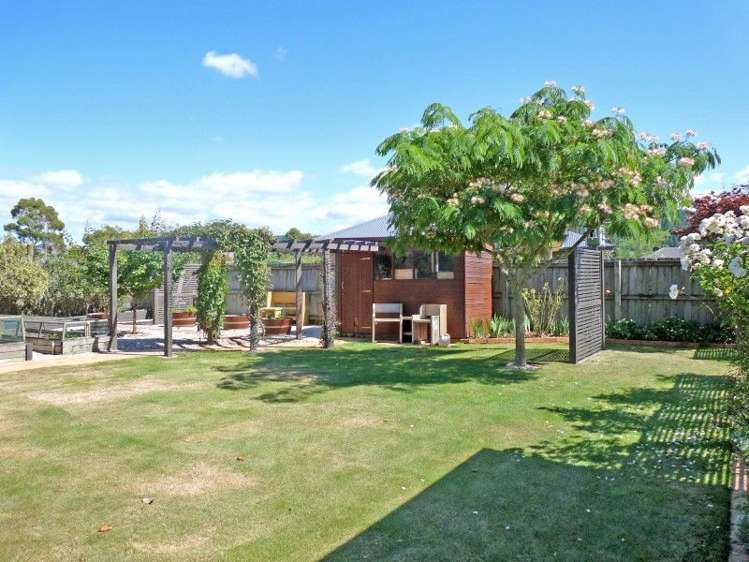 57 Lord Auckland Road Wakefield_17