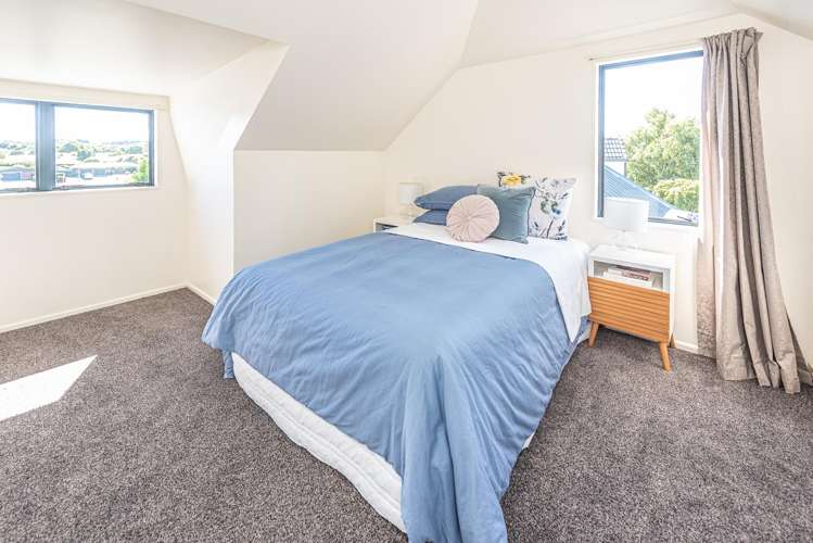 4 Rotokawau Drive St Johns Hill_15