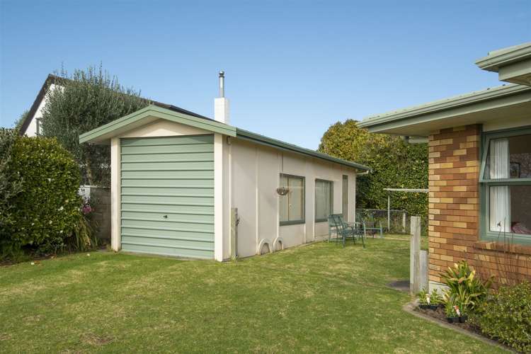 39 Vine Avenue Maungatapu_21