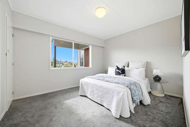11 Marina Road Torbay_14