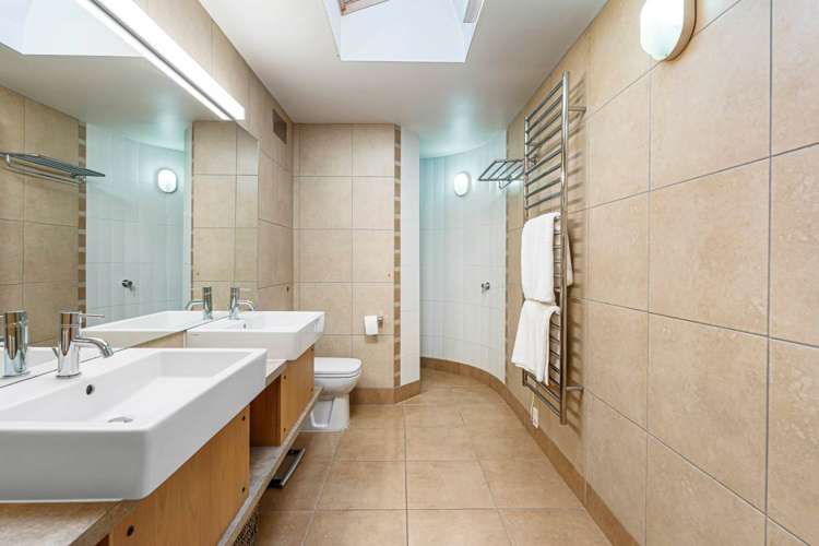 1963 Great South Road Bombay_23